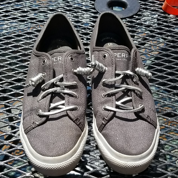 Sperry Shoes - Sperry Sz 9 Women's Sneakers Silver Metallic VGUC